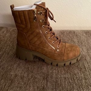GBG Arisa Combat Boots. Size 9.5. New-Still in Box(Never Worn).